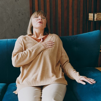 Покалывание в области сердца – изображение №1 Покалывание в области сердца – Симптомы, фото №1