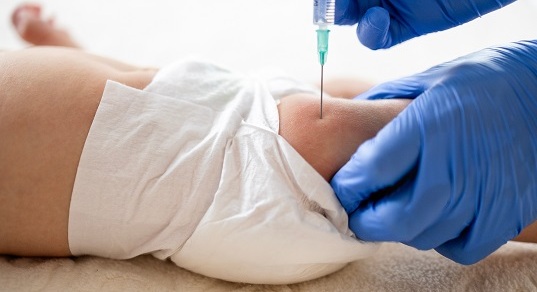 Какие прививки и когда делают детям до 1 года